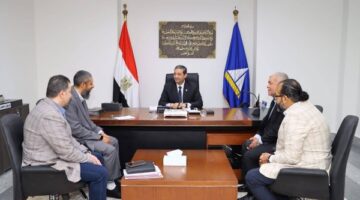 محافظ دمياط يتابع آخر المستجدات بمشروع تعزيز التكيف مع التغيرات المناخية