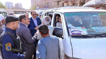 محافظ سوهاج يتفقد سير العمل بمحطات الوقود ومواقف سيارات الأجرة