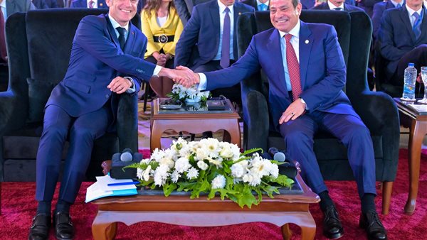 محافظ شمال سيناء: دعم فرنسا لرؤية مصر يُفشل التهجير ويعزز الاستقرار بالمنطقة محافظ شمال سيناء: دعم فرنسا لرؤية مصر يُفشل التهجير ويعزز الاستقرار بالمنطقة