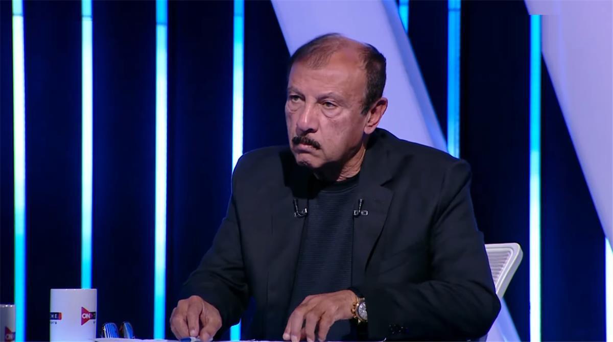 محسن صالح يوجه رسالة تحذرية لـ كولر بشأن لاعب الأهلي.. ويتساءل: أين أفشة؟ محسن صالح يوجه رسالة تحذرية لـ كولر بشأن لاعب الأهلي.. ويتساءل: أين أفشة؟