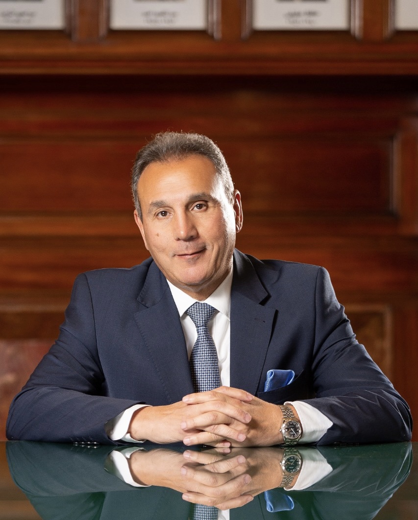 محمد الإتربي: عودة المستثمرون الأجانب لشراء أدوات الدين أدي لتراجع الدولار بعد ارتفاعه محمد الإتربي: عودة المستثمرون الأجانب لشراء أدوات الدين أدي لتراجع الدولار بعد ارتفاعه