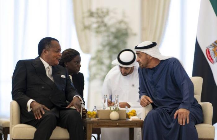 محمد بن زايد ورئيس الكونغو يشهدان توقيع اتفاقية الشراكة الاقتصادية الشاملة بين البلدين محمد بن زايد ورئيس الكونغو يشهدان توقيع اتفاقية الشراكة الاقتصادية الشاملة بين البلدين