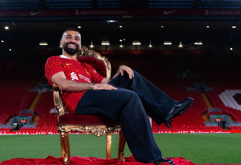 مراسل نادي ليفربول يكشف تفاصيل جديدة في عقد محمد صلاح مراسل نادي ليفربول يكشف تفاصيل جديدة في عقد محمد صلاح
