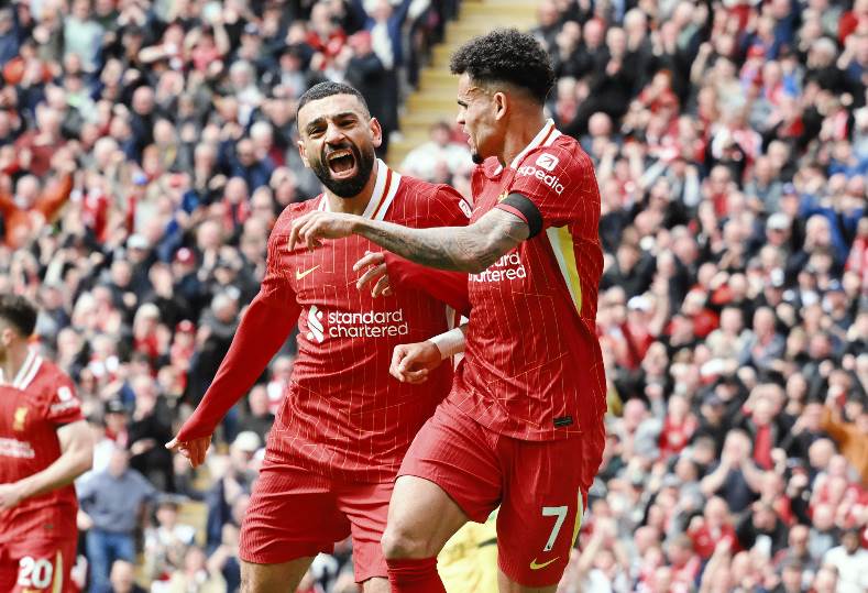 محمد صلاح يلاحق أرقام قياسية بالجملة في مواجهة ليستر سيتي بالدوري الإنجليزي محمد صلاح يلاحق أرقام قياسية بالجملة في مواجهة ليستر سيتي بالدوري الإنجليزي