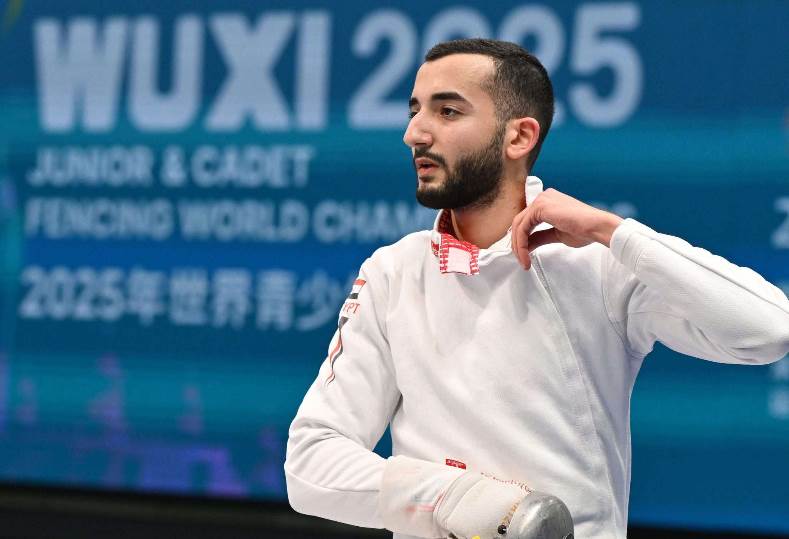 محمود السيد يضمن ميدالية لمصر في بطولة العالم لسيف المبارزة “ناشئين” بالصين محمود السيد يضمن ميدالية لمصر في بطولة العالم لسيف المبارزة “ناشئين” بالصين