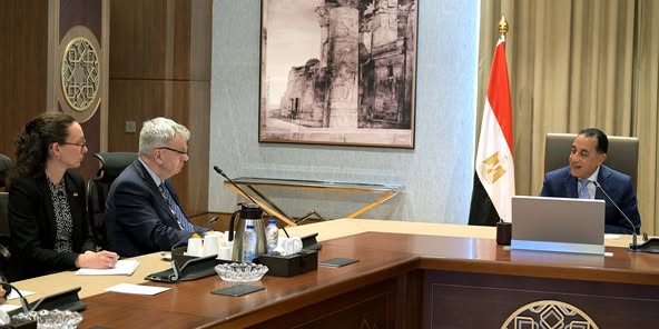 مدبولي يبحث مع السفير الألماني بالقاهرة زيادة التبادل التجاري والصادرات المصرية إلى الأسواق الأوروبية مدبولي يبحث مع السفير الألماني بالقاهرة زيادة التبادل التجاري والصادرات المصرية إلى الأسواق الأوروبية