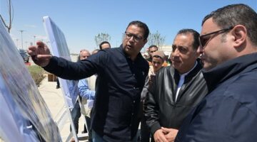 مدبولي يتفقد مشروع أبراج الداون تاون بالعلمين الجديدة