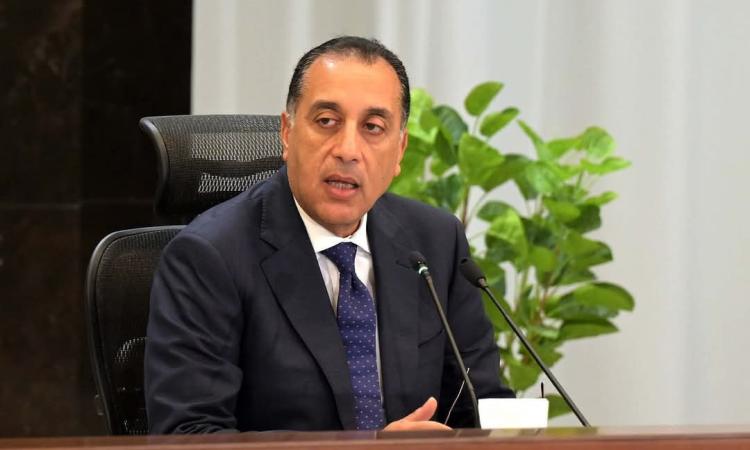 مدبولي يوجه بالبدء بجلسات التشاور للأطراف المعنية بشأن لائحة قانون العمل مدبولي يوجه بالبدء بجلسات التشاور للأطراف المعنية بشأن لائحة قانون العمل