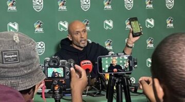 مدرب صن داونز بعد الخروج من الكأس: التحكيم ظلمنا.. ولن نفوز بكل شئ