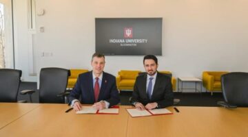 مذكرة تفاهم بين مركز مناظرات قطر و كلية هاميلتون لوغار للدراسات العالمية والدولية بجامعة إنديانا تهدف إلى التعاون الأكاديمي والثقافي بين الجانبين