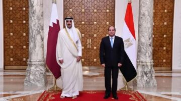 مراسم استقبال رسمية للرئيس السيسي بالديوان الأميري القطري