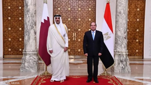 مراسم استقبال رسمية للرئيس السيسي بالديوان الأميري القطري مراسم استقبال رسمية للرئيس السيسي بالديوان الأميري القطري