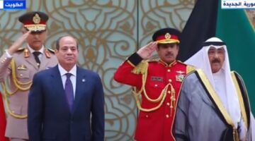 مراسم استقبال رسمية للرئيس السيسي فور وصوله إلى الكويت