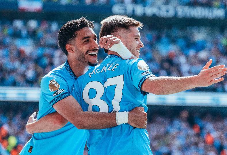 مرموش يقود مانشستر سيتي لفوز كبير على كريستال بالاس في الدوري الإنجليزي مرموش يقود مانشستر سيتي لفوز كبير على كريستال بالاس في الدوري الإنجليزي