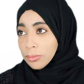 مريم الشكيلية: إمرأة على سفح  حلم ….