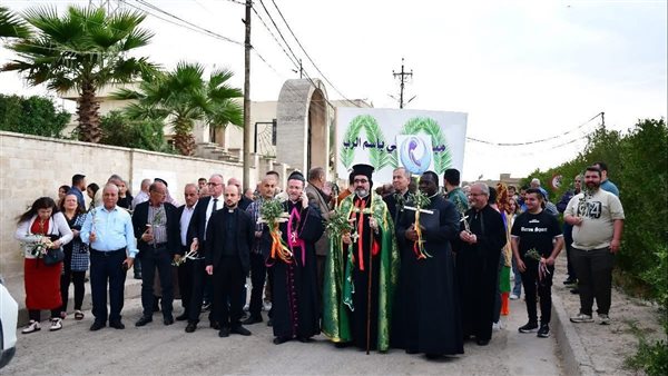 مسيرة السعانين توحّد أبناء السريان في برطلة مسيرة السعانين توحّد أبناء السريان في برطلة