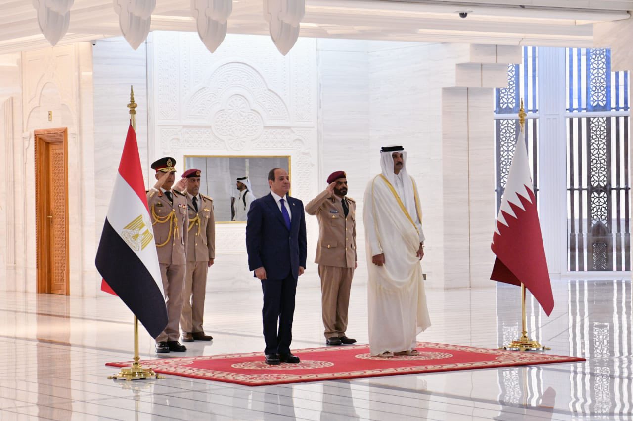 مصر تتفق على حزمة استثمارات قطرية بـ7.5 مليار دولار مصر تتفق على حزمة استثمارات قطرية بـ7.5 مليار دولار