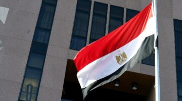 مصر ترحّب بالمحادثات غير المباشرة بين واشنطن وطهران وتثمن دور سلطنة عمان