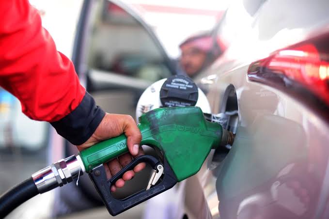مصر تقرر زيادة أسعار الوقود بدءًا من صباح الجمعة مصر تقرر زيادة أسعار الوقود بدءًا من صباح الجمعة