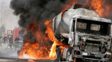 مصرع وإصابة 71 شخصا جراء انفجار ناقلة نفط جنوب غربي باكستان