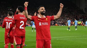 مفأجاة.. ليفربول قد يتوج بالدوري الإنجليزي غدا