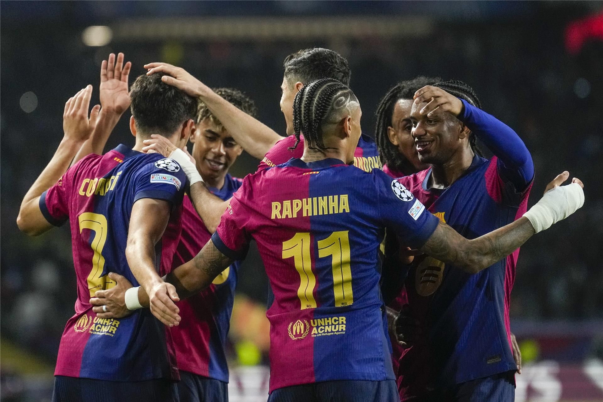 مفاجأة في تشكيل برشلونة أمام دورتموند مفاجأة في تشكيل برشلونة أمام دورتموند
