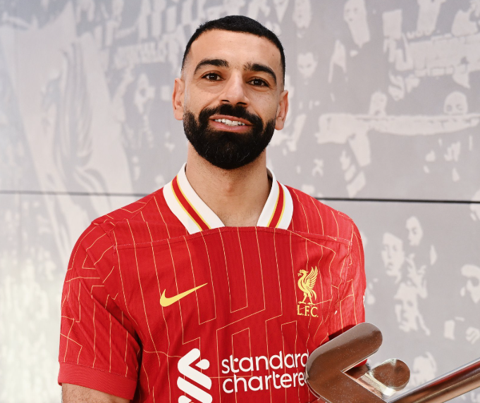 مكمل مشواره في الريدز.. تفاصيل عقد محمد صلاح مع ليفربول بعد التجديد مكمل مشواره في الريدز.. تفاصيل عقد محمد صلاح مع ليفربول بعد التجديد