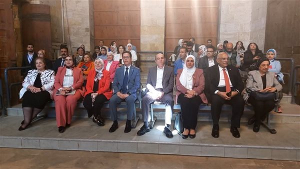 من داخل قبه الغوري.. رئيس جامعة بنها يفتتح مؤتمر "مستقبل التراث بين الرؤى والتحديات" من داخل قبه الغوري.. رئيس جامعة بنها يفتتح مؤتمر "مستقبل التراث بين الرؤى والتحديات"