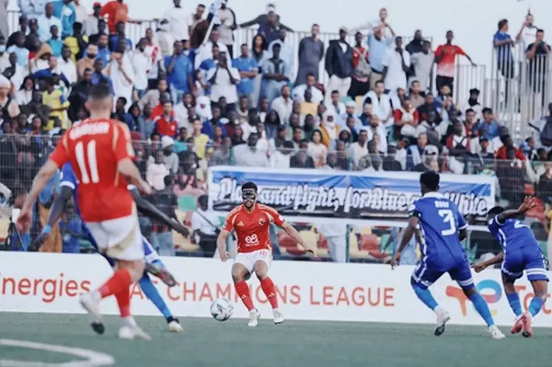 من قلب موريتانيا.. الأهلي يتخطى الهلال ويتأهل لنصف نهائي دوري أبطال أفريقيا (فيديو) من قلب موريتانيا.. الأهلي يتخطى الهلال ويتأهل لنصف نهائي دوري أبطال أفريقيا (فيديو)