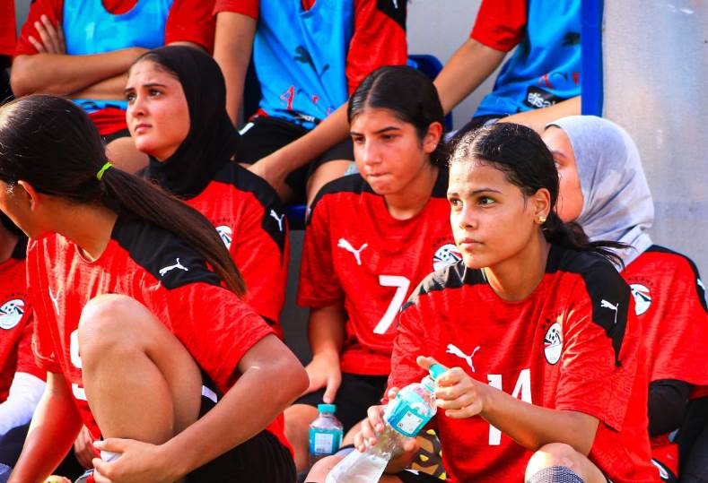 منتخب الكرة النسائية للشابات يخطر لاعباته باستخراج تأشيرة دخول فرنسا.. خاص منتخب الكرة النسائية للشابات يخطر لاعباته باستخراج تأشيرة دخول فرنسا.. خاص