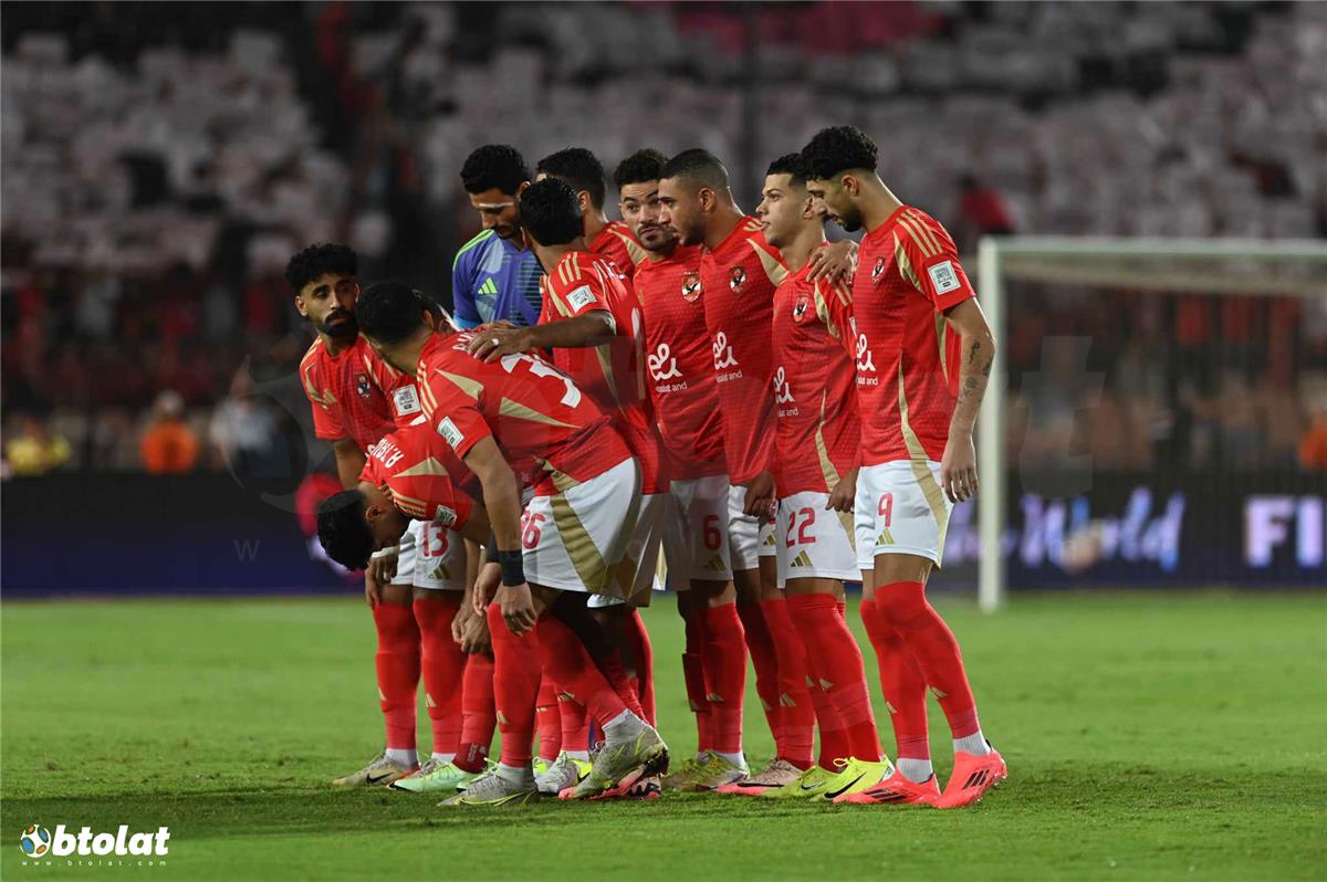 منتخب مصر لـ”بطولات”: أسباب فنية وراء استبعاد ثنائي الأهلي من حسابات حسام حسن منتخب مصر لـ”بطولات”: أسباب فنية وراء استبعاد ثنائي الأهلي من حسابات حسام حسن