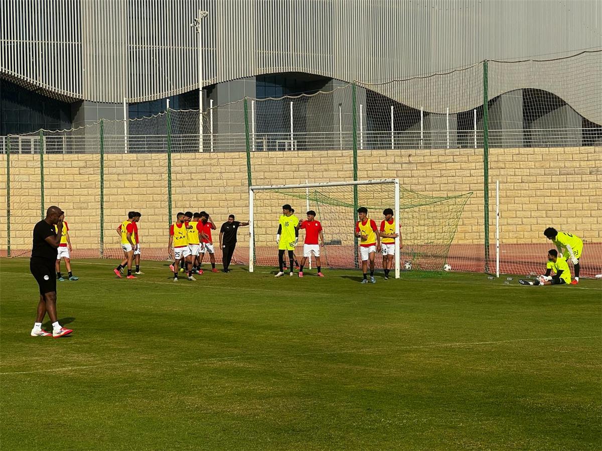 منتخب مصر للشباب يختتم تدريباته استعدادًا لـ كأس أمم إفريقيا منتخب مصر للشباب يختتم تدريباته استعدادًا لـ كأس أمم إفريقيا