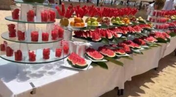 مهرجان فاكهة البطيخ على شواطئ مرسى علم يجذب سياح أوروبا