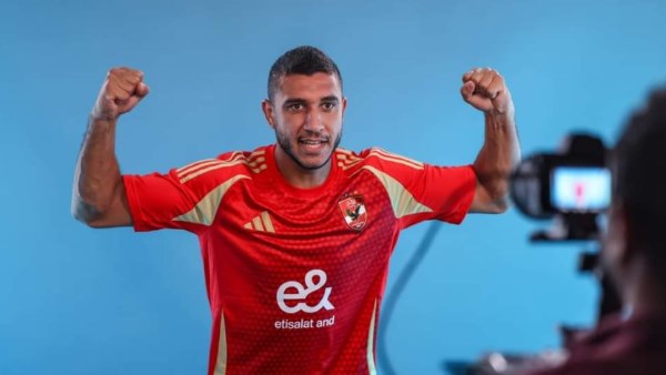 مهيب عبد الهادي يعلن عن تجديد تعاقد الأهلي مع رامي ربيعة مهيب عبد الهادي يعلن عن تجديد تعاقد الأهلي مع رامي ربيعة