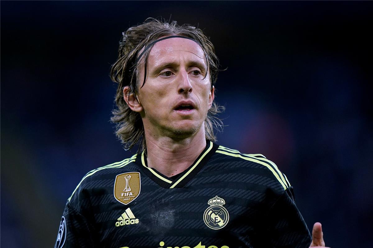 مودريتش يقترب من شراء نادٍ في الدوري الإنجليزي مودريتش يقترب من شراء نادٍ في الدوري الإنجليزي