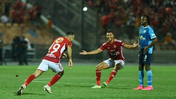 موعد مباراة الأهلي وبيراميدز في قمة الدوري بمجموعة المنافسة علي اللقب موعد مباراة الأهلي وبيراميدز في قمة الدوري بمجموعة المنافسة علي اللقب