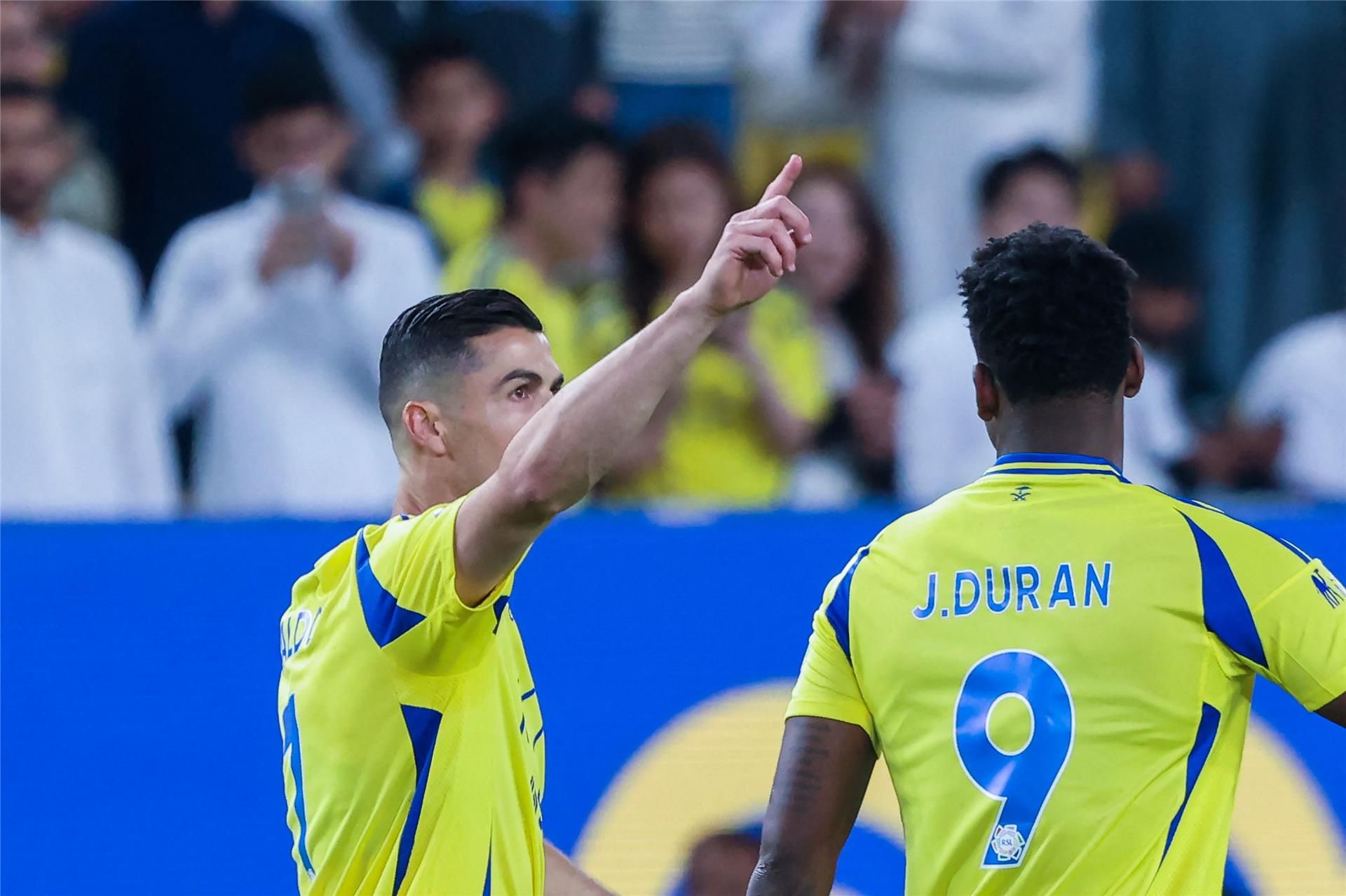 موعد مباراة النصر والرياض في دوري روشن السعودي 2024-2025 والقنوات الناقلة موعد مباراة النصر والرياض في دوري روشن السعودي 2024-2025 والقنوات الناقلة