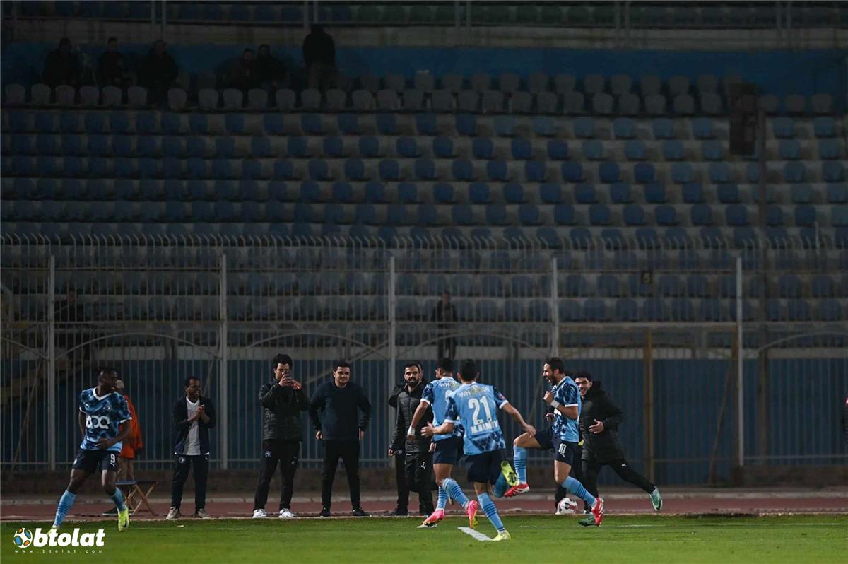 موعد والقناة الناقلة لمباراة بيراميدز وحرس الحدود اليوم في الدوري المصري موعد والقناة الناقلة لمباراة بيراميدز وحرس الحدود اليوم في الدوري المصري