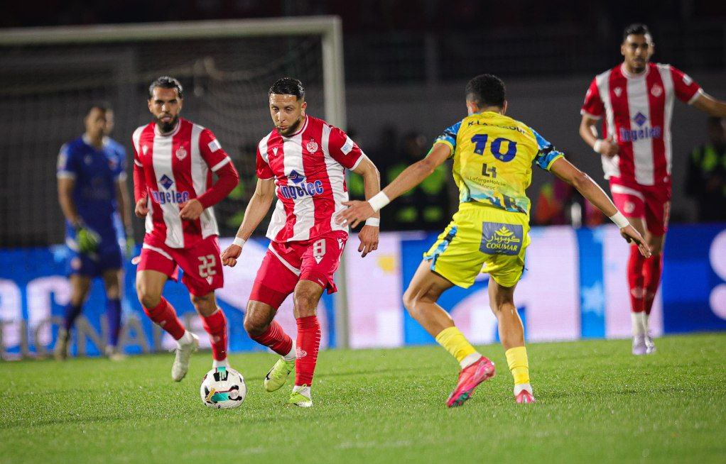 موكوينا يستبعد ثنائيًا بارزًا قبل ديربي الوداد ضد الرجاء في الدوري المغربي موكوينا يستبعد ثنائيًا بارزًا قبل ديربي الوداد ضد الرجاء في الدوري المغربي