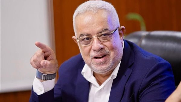 نائب رئيس اتحاد الغرف السياحية: جولة الرئيس السيسي ونظيره الفرنسي بخان الخليلي أكبر دعاية للسياحة في مصر