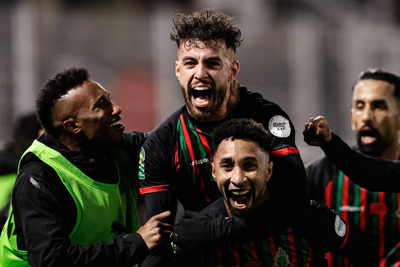 نتيجة مباراة الجيش الملكي ضد اتحاد تواركة.. “الزعيم” يتمسّك بمقعد في دوري الأبطال نتيجة مباراة الجيش الملكي ضد اتحاد تواركة.. “الزعيم” يتمسّك بمقعد في دوري الأبطال