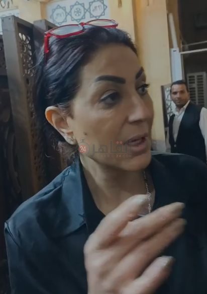وفاء عامر