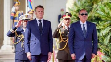 ندد باستهداف المسعفين في غزة.. ماكرون من العريش: غزة ليست “مشروعا عقاريا” وإدخال المساعدات “أولوية” واتمنى أن يعيد ترامب التفكير في قرار التعرفات الجمركية