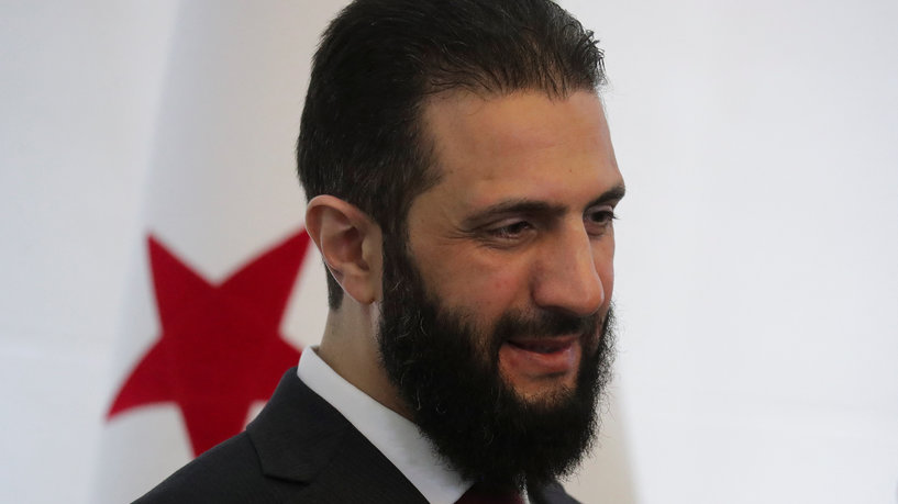 سوريا مستعدة للتطبيع.. سيناتور أمريكي يفجر مفاجأة بعد اجتماعه مع الشرع في دمشق سوريا مستعدة للتطبيع.. سيناتور أمريكي يفجر مفاجأة بعد اجتماعه مع الشرع في دمشق