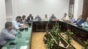 نقابة الأطباء تحفظ التحقيق مع طبيب بقصر العيني بعد اعتذاره عن التصريحات المسيئة للتمريض