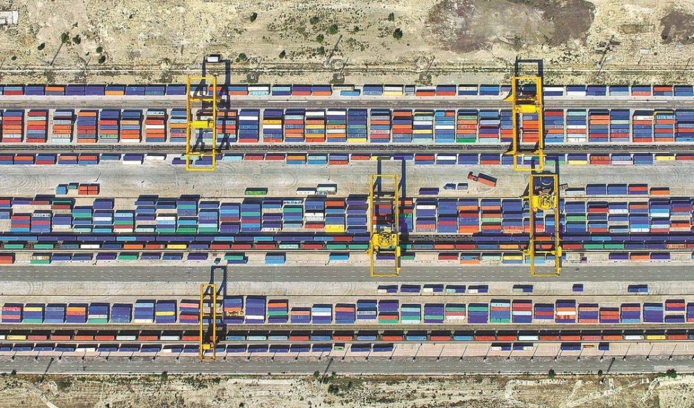 نمو التجارة الخارجية في شينجيانغ بنسبة 15.4% خلال الربع الأول