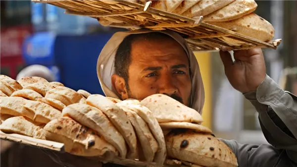 ننشر أسعار تكلفة رغيف الخبز المُدعم بعد زيادة سعر البنزين السولار ننشر أسعار تكلفة رغيف الخبز المُدعم بعد زيادة سعر البنزين السولار