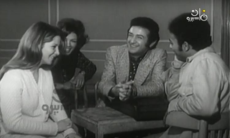 نور الشريف يتحدث عن التجهيز للزواج فى (سينما القاهرة) نور الشريف يتحدث عن التجهيز للزواج فى (سينما القاهرة)