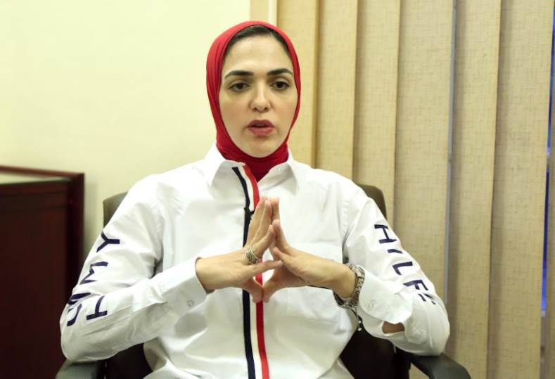 نيرة الأحمر تستعين بالريال وبرشلونة لانتقاد الأهلي