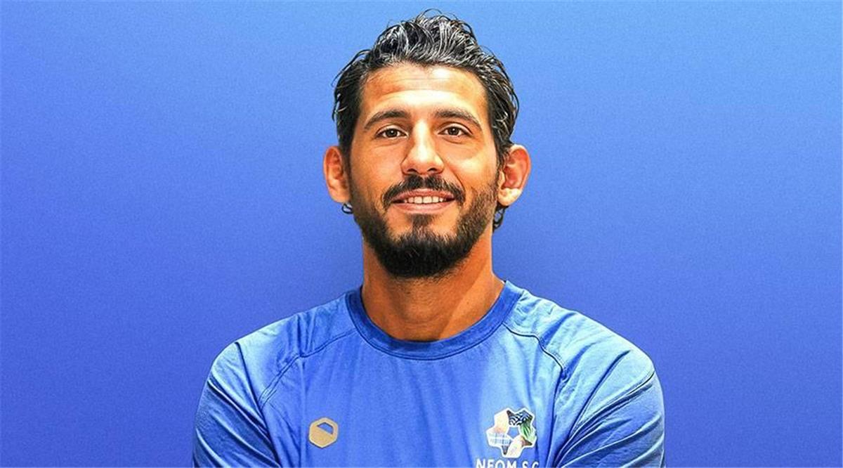 نيوم السعودي يوضح موقف أحمد حجازي من الرحيل بعد الصعود إلى الدوري السعودي نيوم السعودي يوضح موقف أحمد حجازي من الرحيل بعد الصعود إلى الدوري السعودي